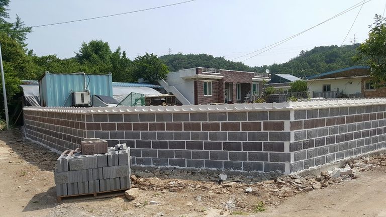 풍경벽돌과 머릿기와를 활용한 단독주택 현장사진 #5